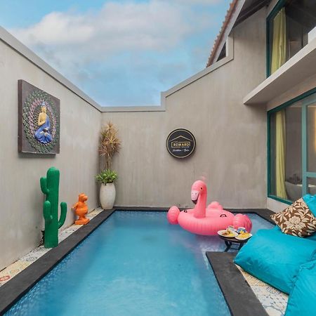 The Reward Villas Kerobokan 세미냑 외부 사진